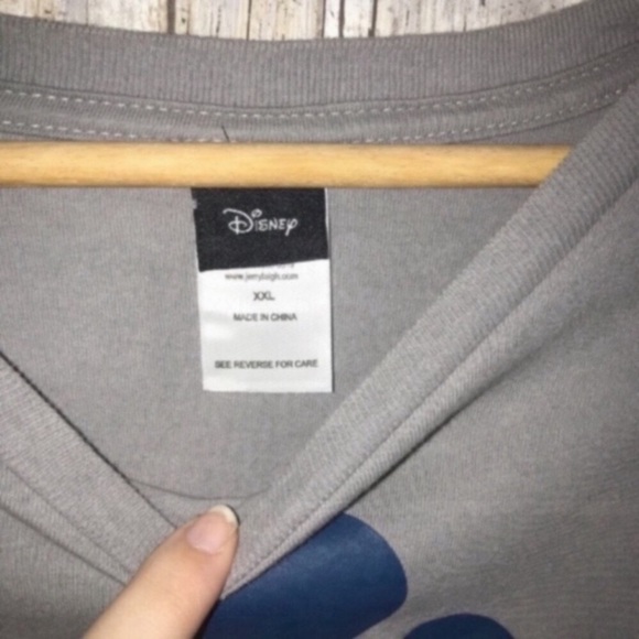 NWT Mickey Sunglasses Tee - Picture 3 of 5